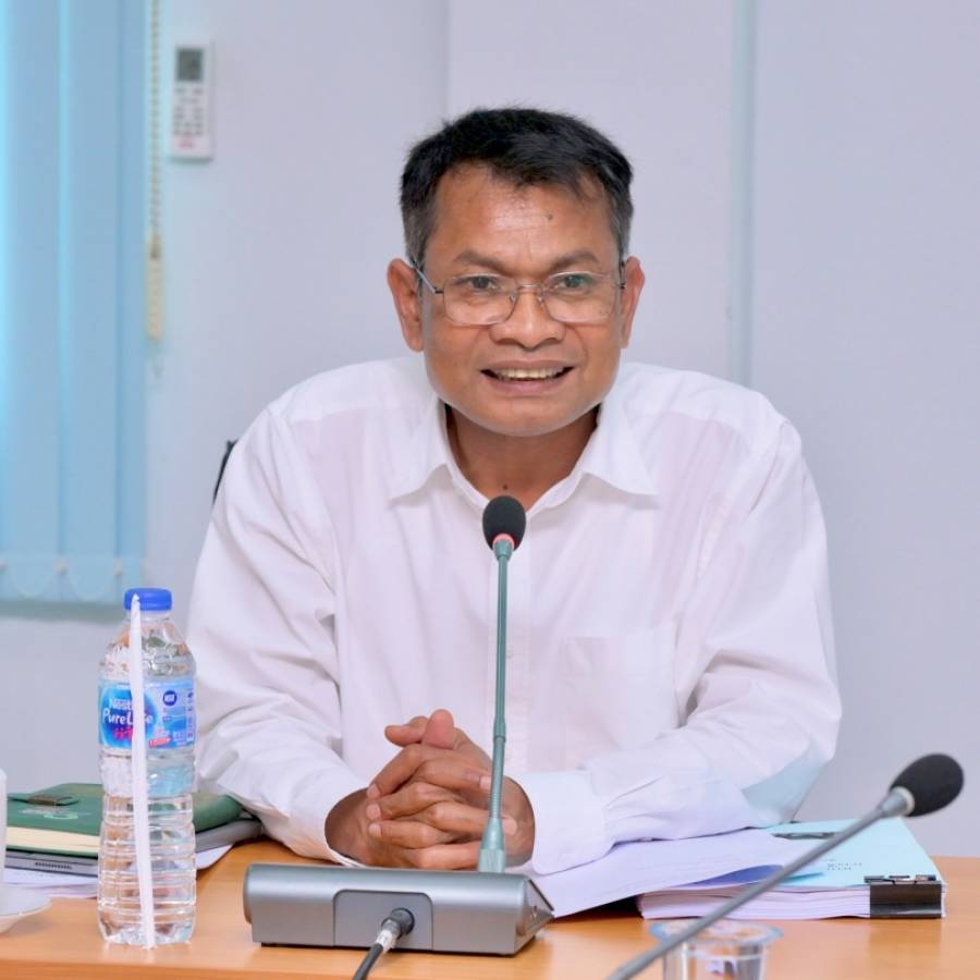 รอธ.มนัสฯ เป็นประธานการประชุมคณะกรรมการการขึ้นทะเบียนพันธุ์สัตว์ “โคเนื้อพันธุ์ภูพาน”
